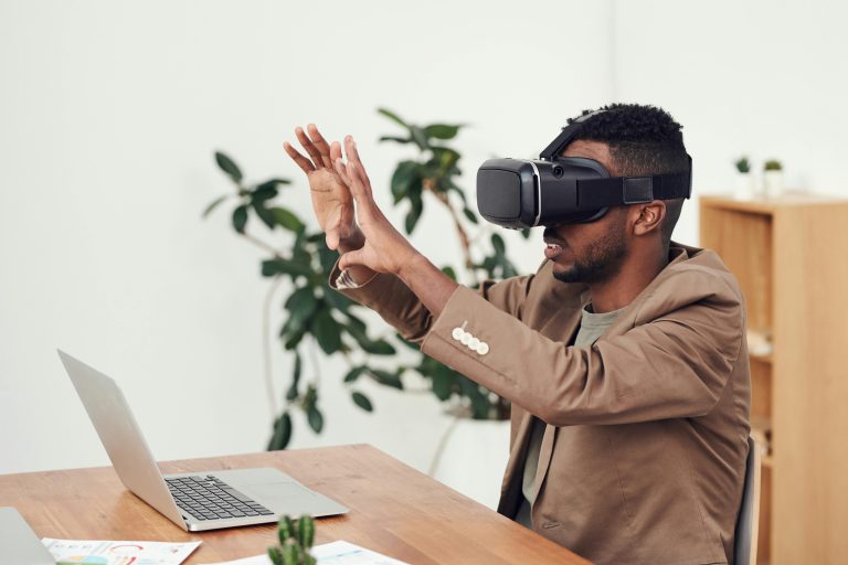 Augmented Reality vs Virtual Reality